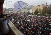 Chile: Histórica greve docente inicia sua quinta semana