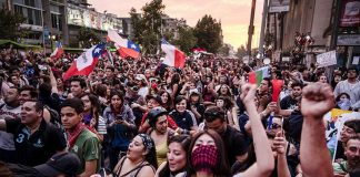 Chile: A manobra de Piñera para tirar de uma vez o povo das ruas