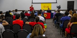 Maioria da direção do PSOL quer alianças eleitorais oportunistas e busca colar no lulopetismo