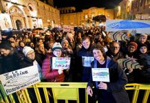 Itália: O “movimento das sardinhas” se coloca contra o direitista Salvini