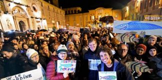 Itália: O “movimento das sardinhas” se coloca contra o direitista Salvini