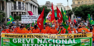 Petroleiros fazem greve histórica