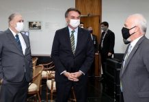 Bolsonaro está em crise, mas prepara perigosa contraofensiva