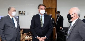 Bolsonaro está em crise, mas prepara perigosa contraofensiva