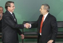 Seguem os ataques de Bolsonaro e Weintraub à Educação durante a Pandemia