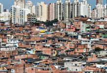 Burocracia do governo aprofunda desigualdades sociais durante pandemia