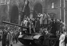 ESTALINISMO OU SOCIALISMO – As “democracias populares” da Europa Oriental