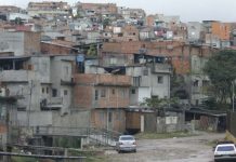 Por lockdown, auxílio emergencial municipal e vacinação para todos!