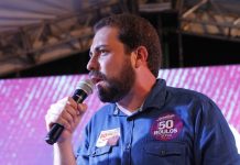 Bolsonaro usa PF para perseguir Guilherme Boulos