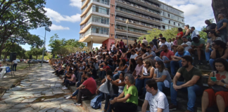 Chamado unificado: Apoiar ativamente a greve dos técnicos administrativos da FASUBRA!