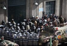 Militares na Plaza Murillo