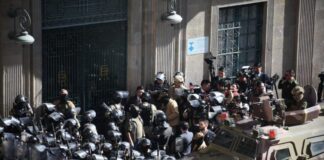 Militares na Plaza Murillo