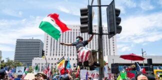 Protestos massivos nos EUA