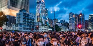 China no século XXI: Sociedade: cresce o descontentamento sobre um fundo de conservadorismo