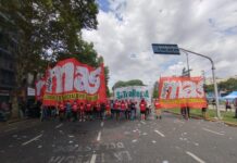 Resistência à repressão: mobilização multitudinária no Congresso contra a reforma trabalhista escravista