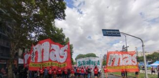 Resistência à repressão: mobilização multitudinária no Congresso contra a reforma trabalhista escravista