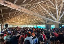 Um mundo em chamas que alimenta o retorno da revolução