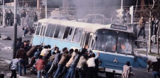 Da revolução dos “shoras” à contrarrevolução khomeinista