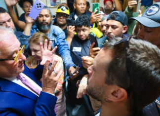 Entregadores e motoristas por apps derrotam PLP 152 articulado entre governo, centrão e extrema direita!