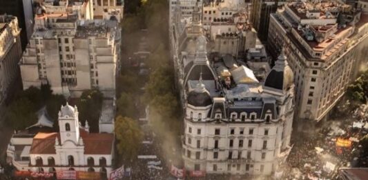 12M: histórica jornada pela universidade pública