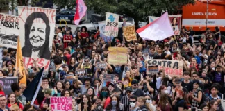 Lutar para garantir a não punição e a readequação do calendário universitário!