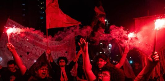 Informe da Plenária da Juventude Já Basta!: balanço da greve da USP