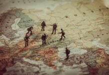 A guerra da Ucrânia e as tensões por trás do front