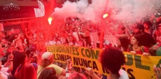 FLÁVIO BOLSONARO JAMAIS! Incendiar as ruas pelo fim da 6×1 e para varrer a extrema direita!