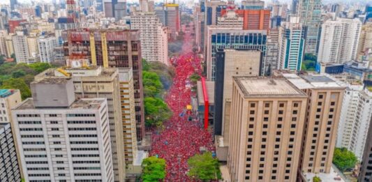 Da onda de resistência estudantil ao ato de massas na Paulista